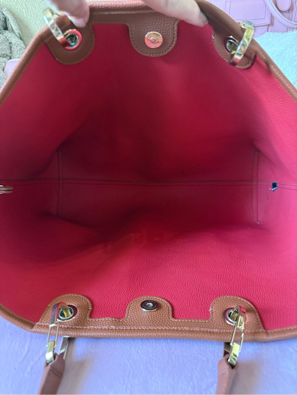 💯Auth! Emporio Armani Saddle Brown Leather Bag Tote Branded Strap Gold Hardware - Picture 13 of 16